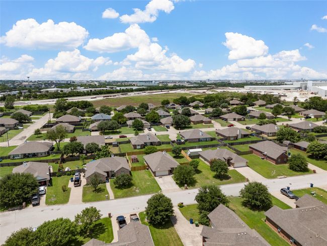 708 Sapphire Blvd, House other with 4 bedrooms, 2 bathrooms and null parking in Hewitt TX | Image 37