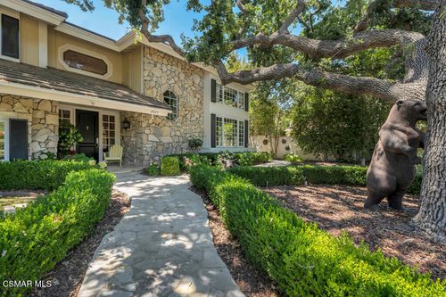 4043 Cresthaven Dr, Westlake Village, CA, 91362-4208 | Card Image