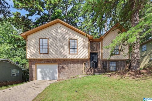 749 Nytol Cir, IRONDALE, AL, 35210-2918 | Card Image