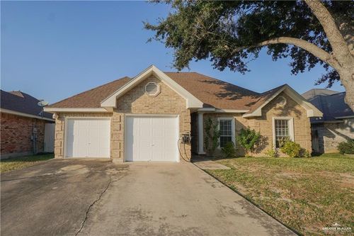 405 E Yarrow Ave, McAllen, TX, 78504-2361 | Card Image