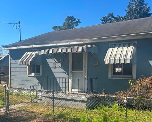 206 St Louis St, Raceland, LA, 70394-3111 | Card Image