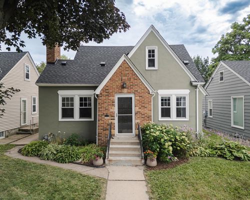 2724 Utica Ave S, Saint Louis Park, MN, 55416-1813 | Card Image