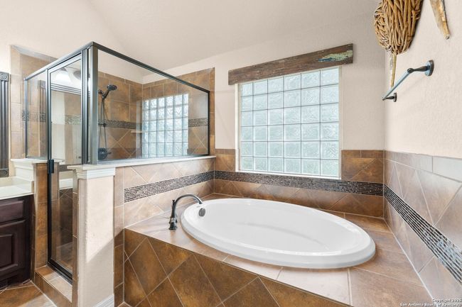 109 Twin Terrace Way, House other with 4 bedrooms, 4 bathrooms and null parking in Spring Branch TX | Image 31