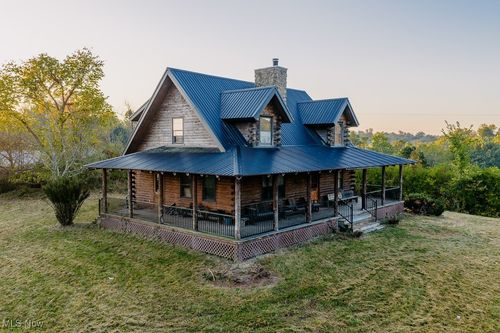 5991 Sandy Ridge Rd Se, Tippecanoe, OH, 44699-9668 | Card Image