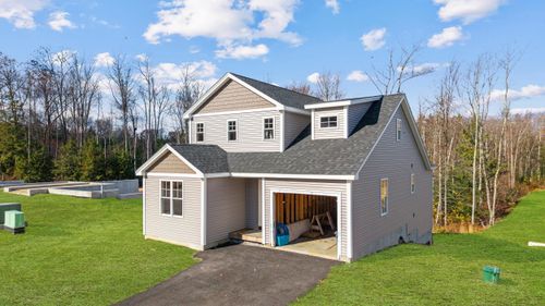 7 Bartons Ridge Rd, Greenville, NH, 03048-3201 | Card Image