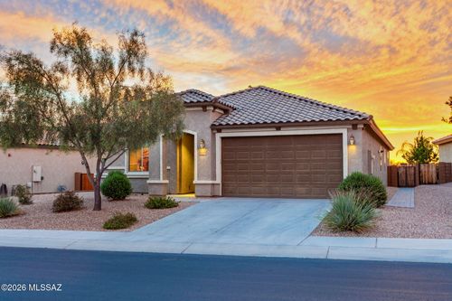 11899 N Raphael Way, Tucson, AZ, 85742-6614 | Card Image