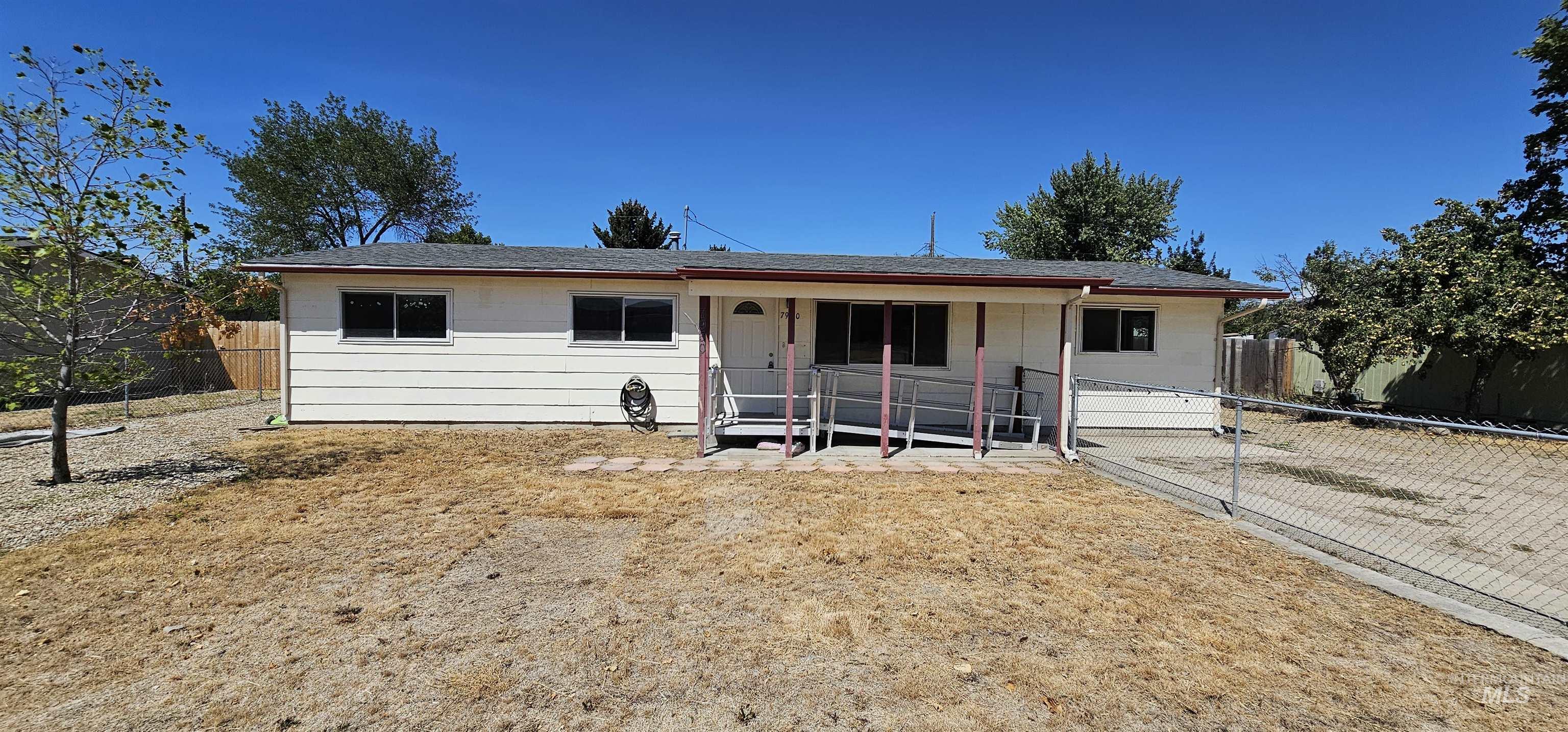 Cummins Ave, Boise, ID 83709
