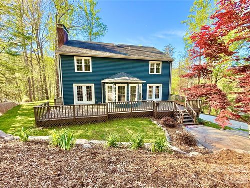 3132 Stoney Brook Dr, Lenoir, NC, 28645-9739 | Card Image