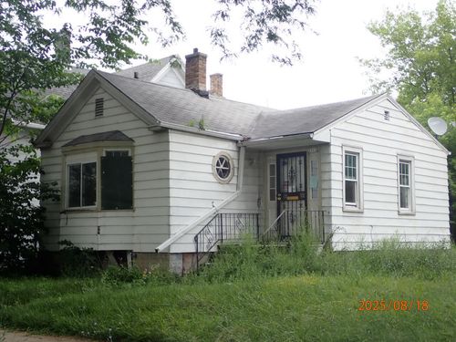 2922 N 6th St, Milwaukee, WI, 53212-2336 | Card Image