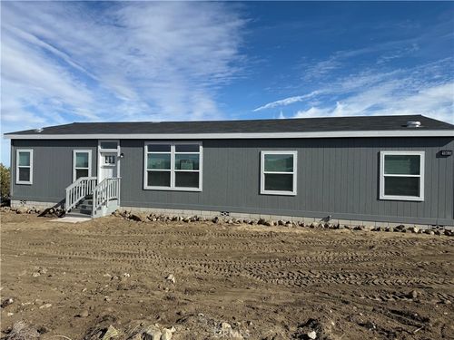 10633 Bromley Rd, Pinon Hills, CA, 92372 | Card Image