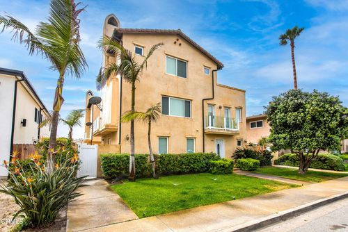 5442 Driftwood St, Oxnard, CA, 93035-1031 | Card Image