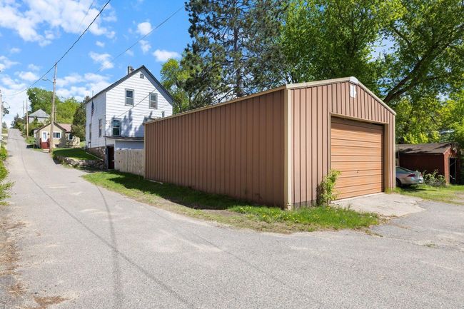 Detached Garage | Image 16