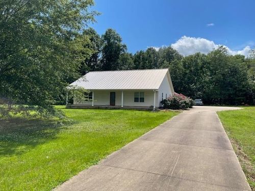 111 Gargis Ln, Tuscumbia, AL, 35674-9387 | Card Image