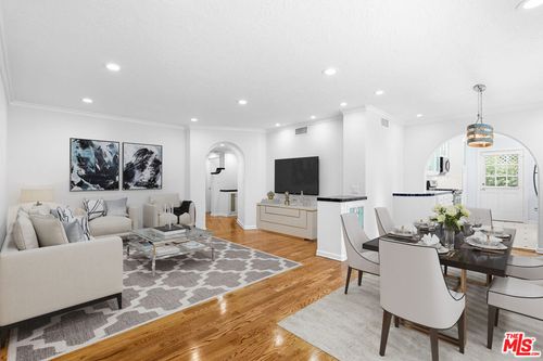 apt-1-910 N Alfred St, Los Angeles, CA, 90069-4768 | Card Image