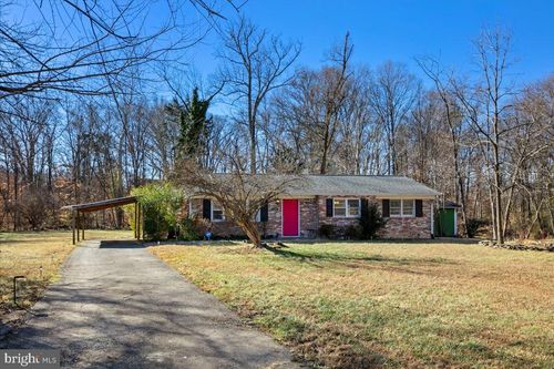 5304 Cedar Ct, ALEXANDRIA, VA, 22309-3901 | Card Image