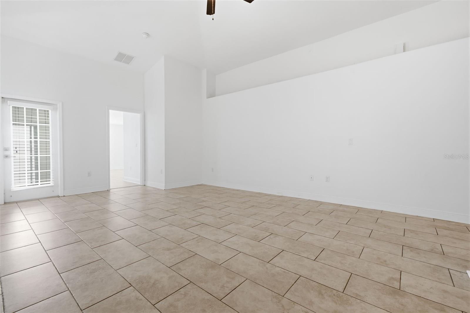 Residential in WIMAUMA 3