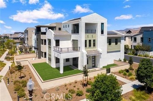 123 Bosal, Irvine, CA, 92618-1482 | Card Image
