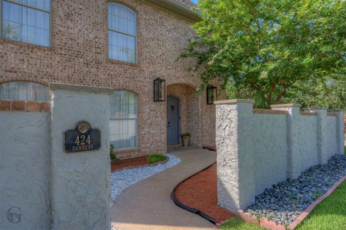424 Danbury Dr, Shreveport, LA, 71106-6816 | Card Image