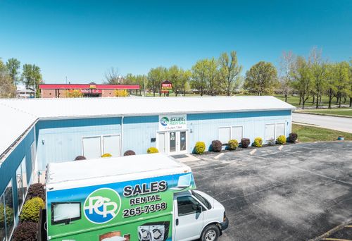 327 N Jefferson St, Saint James, MO, 65559-1921 | Card Image