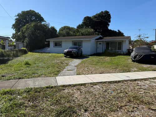 1218 Nw 15th St, Fort Lauderdale, FL, 33311-5431 | Card Image