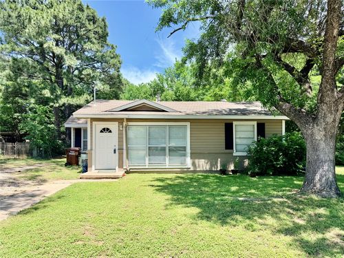 1609 Wayne St, Denton, TX, 76209-4688 | Card Image