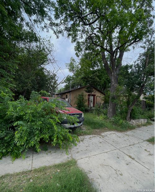 416 E Woodlawn Ave, San Antonio, TX, 78212-3556 | Card Image
