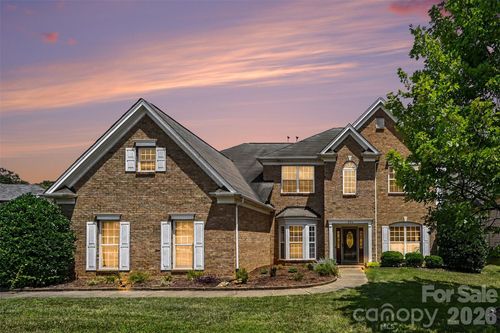 503 Geary St Nw, Concord, NC, 28027-8210 | Card Image