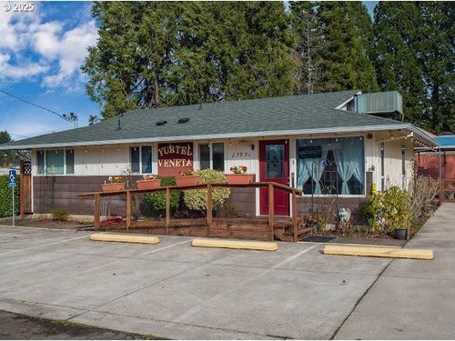 87991 Territorial Rd, Veneta, OR, 97487-8775 | Card Image
