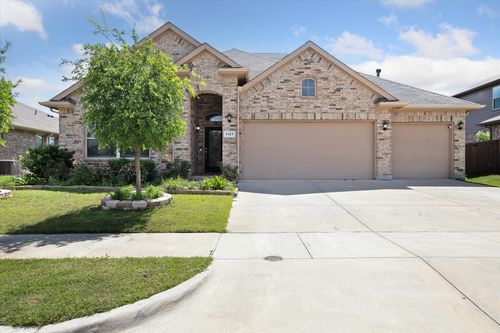 1127 Donnington Trl, Saginaw, TX, 76131-2159 | Card Image