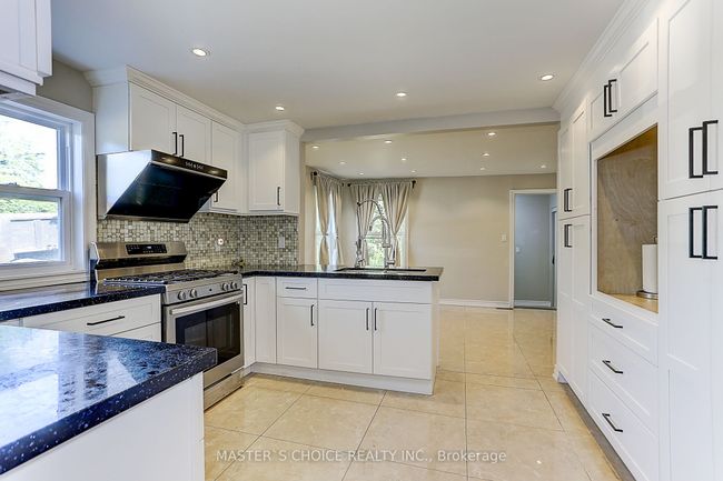 2 Preston Ave, House other with 7 bedrooms, 6 bathrooms and 6 parking in Stouffville ON | Image 21