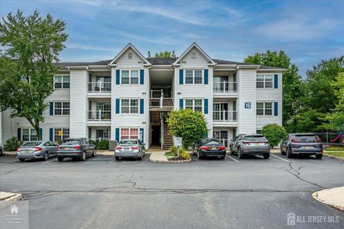 1626 Waterford Dr, Edison, NJ, 08817-1921 | Card Image