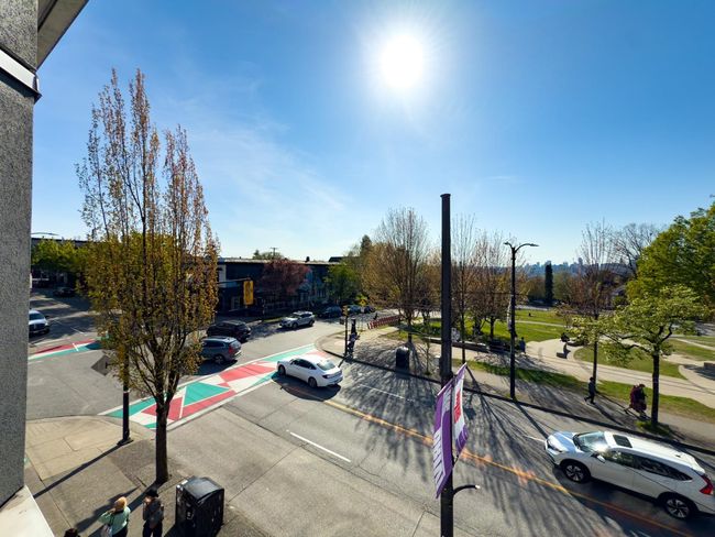 306 - 1707 Charles St, Condo with 2 bedrooms, 2 bathrooms and 1 parking in Vancouver BC | Image 15