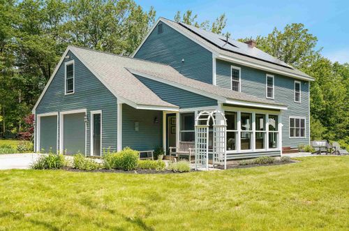 305 King Hill Rd, Francestown, NH, 03043-3811 | Card Image