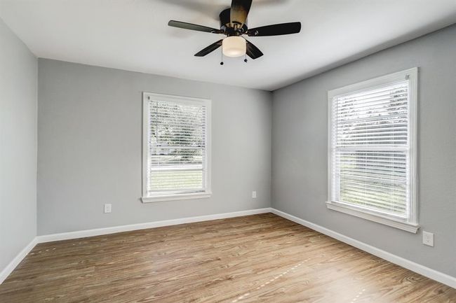 2003 Amelia St, House other with 2 bedrooms, 1 bathrooms and 1 parking in Baytown TX | Image 8