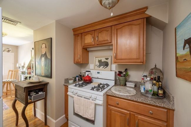 10 - 8 East St, Home with 9 bedrooms, 7 bathrooms and 6 parking in Hingham MA | Image 39