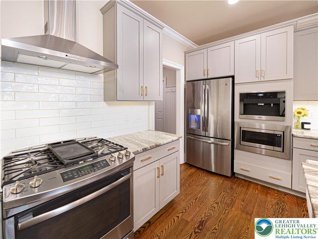 2063 Forge Run, House other with 4 bedrooms, 5 bathrooms and null parking in Bethlehem PA | Image 21