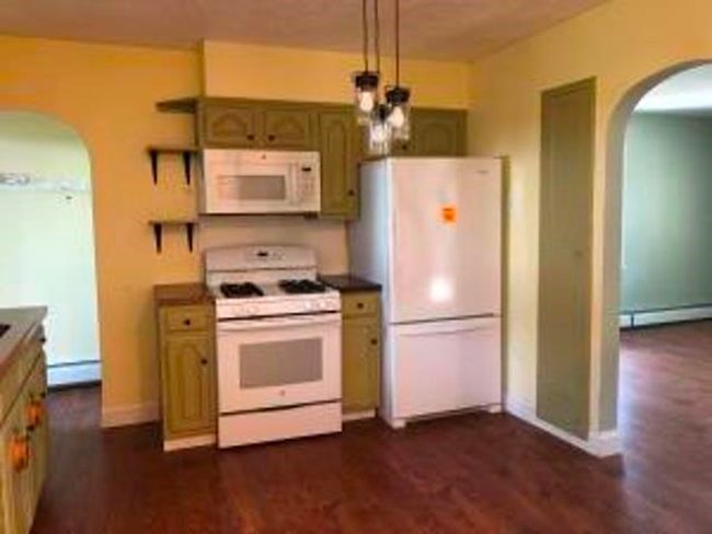 120 - 118 E 2 Nd St, House other with 4 bedrooms, 2 bathrooms and null parking in Emporium PA | Image 11