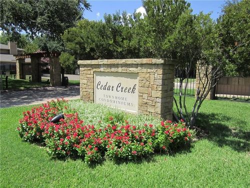5720 Cedar Creek Dr, Benbrook, TX, 76109-5758 | Card Image