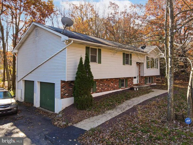 32 Cobblewood Dr, House other with 4 bedrooms, 3 bathrooms and null parking in Mount Pocono PA | Image 4