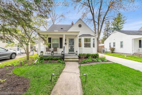 1617 N Vermont Ave, Royal Oak, MI, 48067-1461 | Card Image