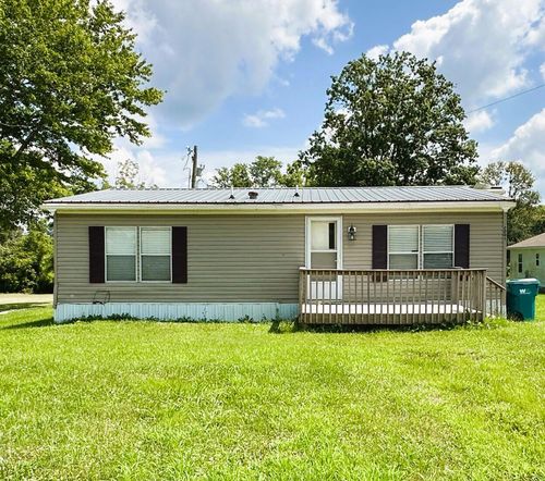 2005 Sharkey Rd, Morehead, KY, 40351-8002 | Card Image