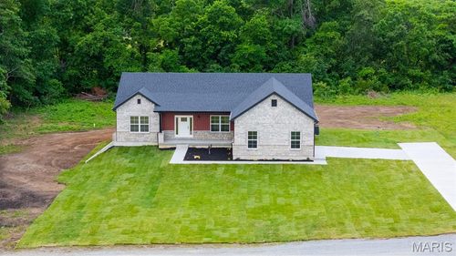 3525 Weatherby Ln, Farmington, MO, 63640-8034 | Card Image