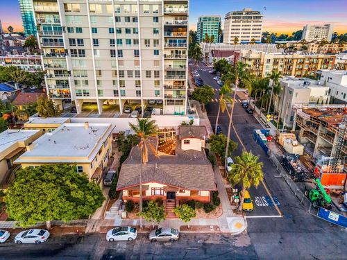 110 Maple St, San Diego, CA, 92103 | Card Image