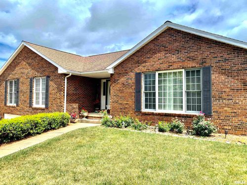 4 Hamilton Drive, Jacksonville, IL, 62650 | Card Image