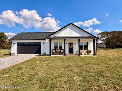 45 Fox Run Dr, Pikeville, NC, 27863-8144 | Card Image