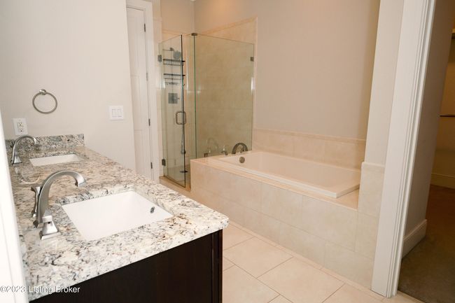 201 - 10704 Meeting St, Townhouse with 3 bedrooms, 3 bathrooms and null parking in Prospect KY | Image 11