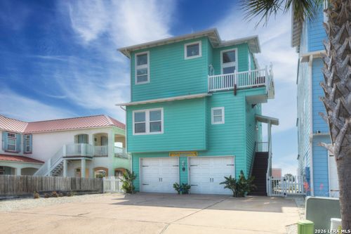 66-2525 S 11th St, Port Aransas, TX, 78373-6035 | Card Image