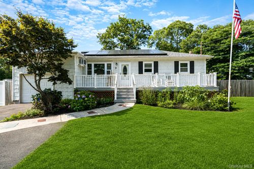 51 Hampton Ave, Mastic, NY, 11950-3805 | Card Image