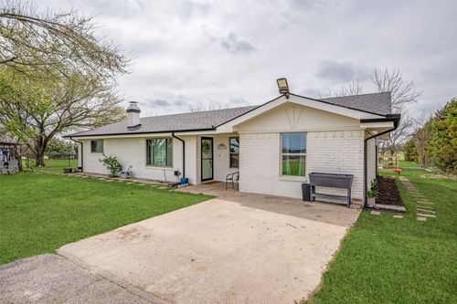 6482 County Road 321, Valley View, TX, 76272-4814 | Card Image