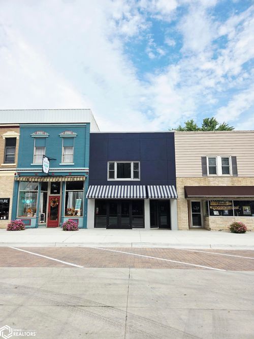 117 W Washington St, Osceola, IA, 50213-1248 | Card Image